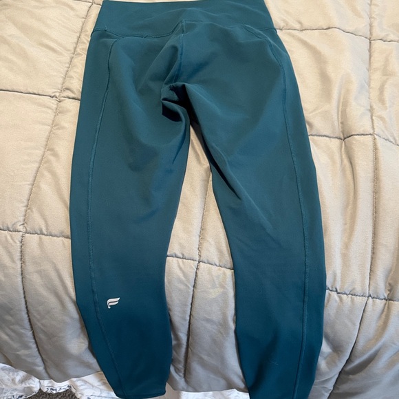 Fabletics Teal Leggings and Top Set - Picture 6 of 7